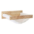 Katzenwand Hängematte aus naturbelassenem Massivholz mit weichem Plüsch-Bezug, freigestellt auf weißem Hintergrund, Soft Hammock Wandmontage für Katzen