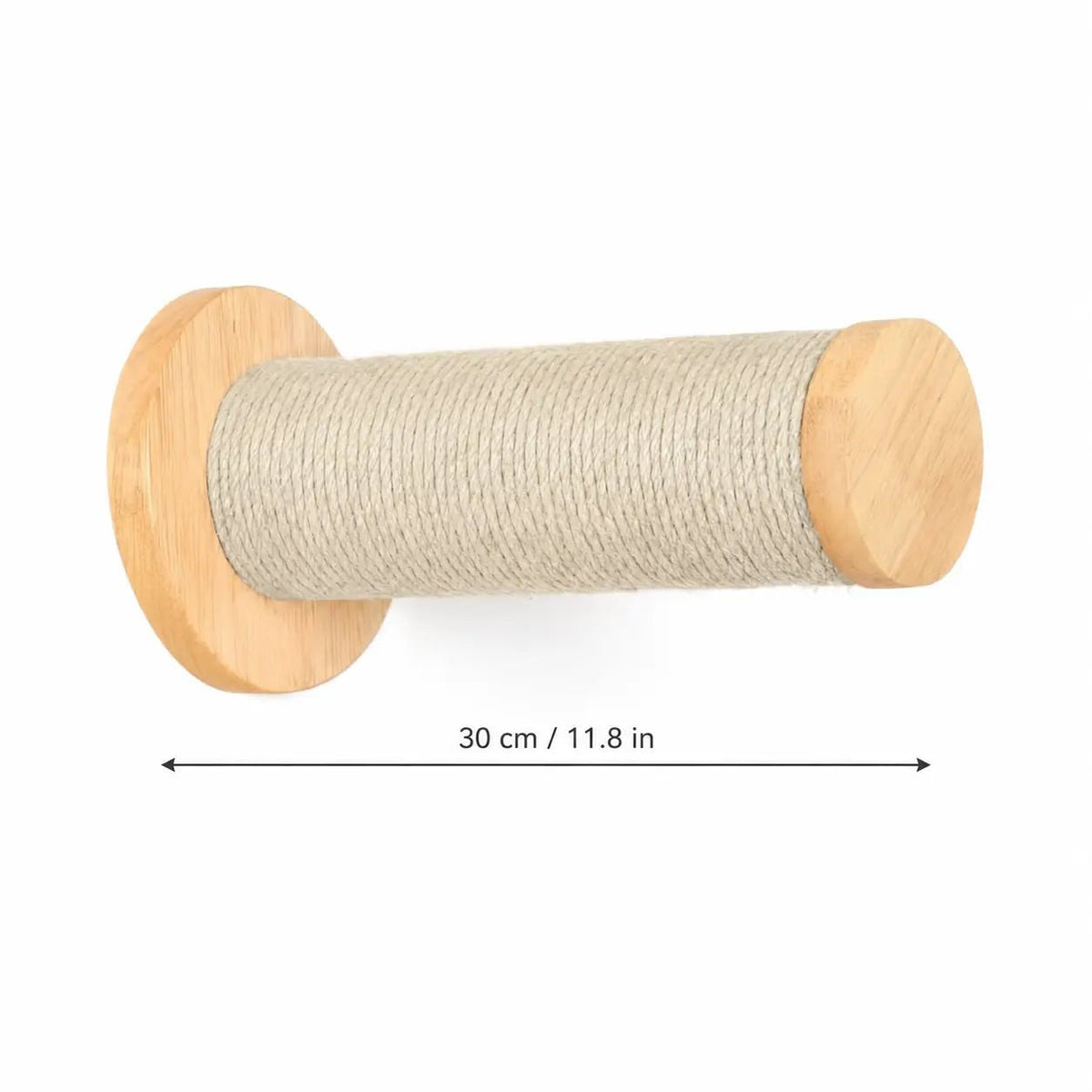Freigestellte einzelne Sisal-Kletterstufe aus Massivholz, 30 cm lang, mit Sisalseil umwickelt, als Kratzsaeule fuer die modulare Katzenwand – Einzelteil von Sweetypaws