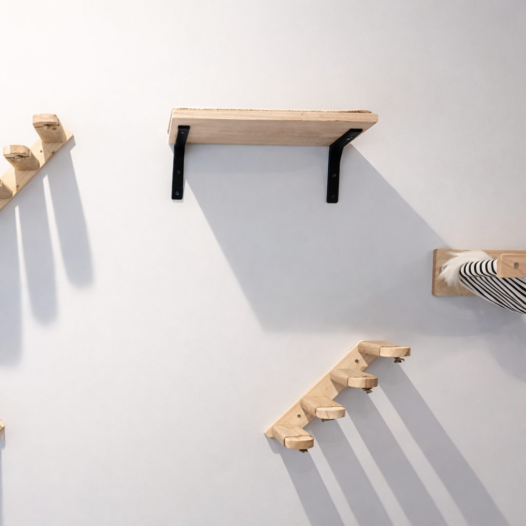 katzen-kletterwand-wandbrett-holz-wandmontage